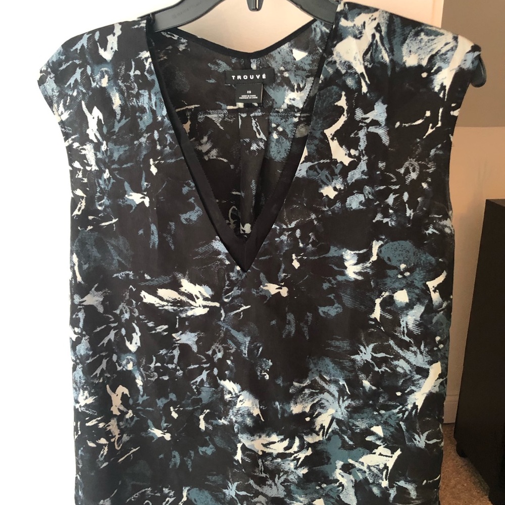 Trouve XS top